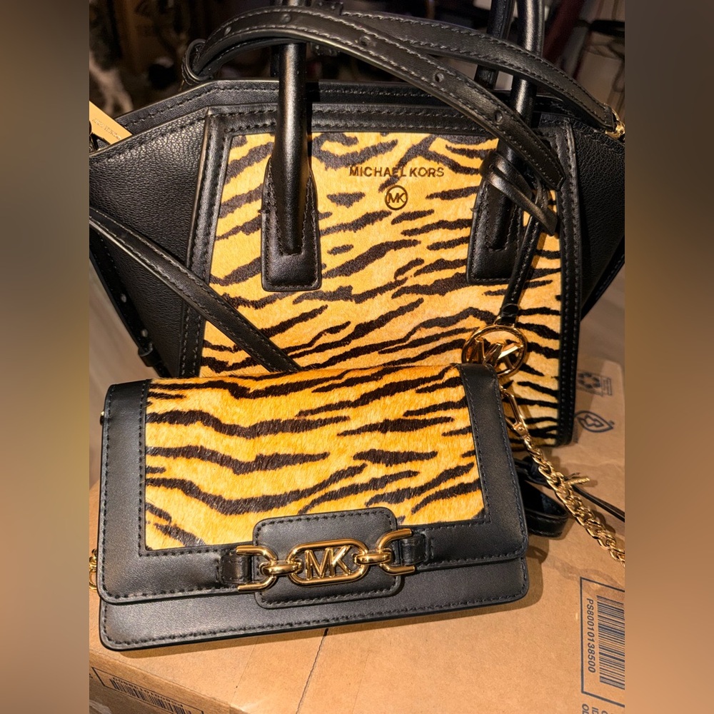 Michael Kors Black & Yellow Tiger-Print Shoulder Bag with Matching Wallet